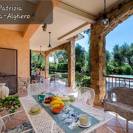 Patrizia Villa *